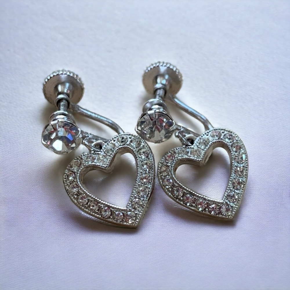 Dainty Adorable Vintage Silver Tone Metal Rhinestone Heart Screw Back Earrings